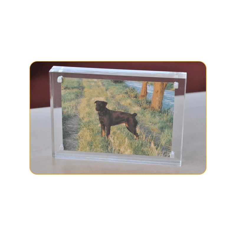Fotolijst van glashelder acrylaat met magneetsluiting Fotolijst van glashelder acrylaat met magneetsluiting